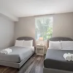 Modern Santa Monica 2Bedrooms With Jacuzzi &Parking