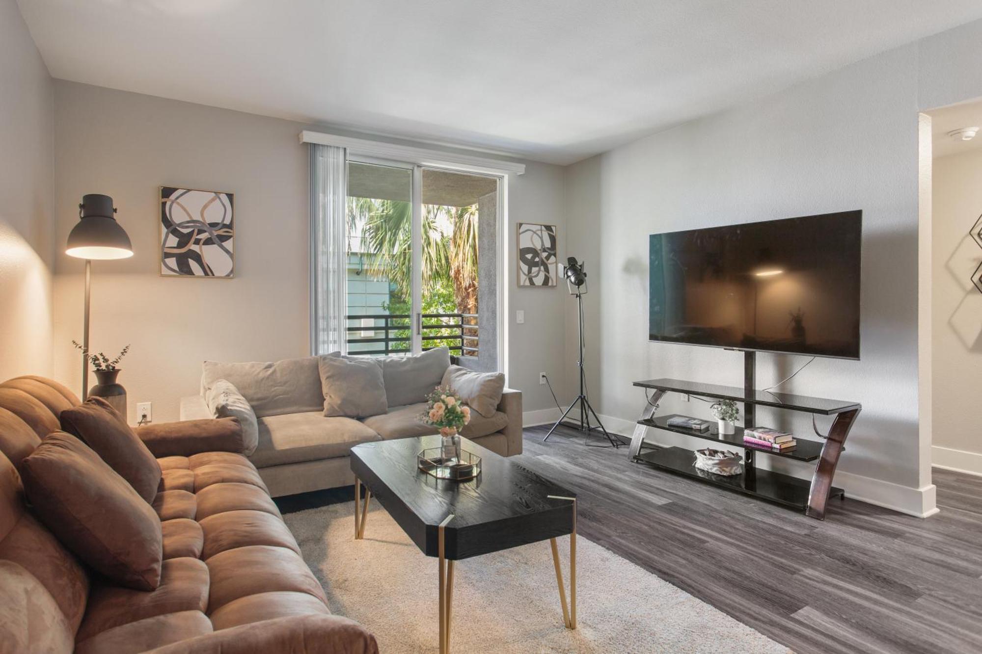 Modern 2bedrooms With Jacuzzi &parking *